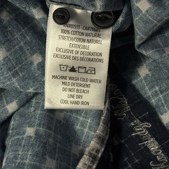 Robert Graham Long Sleeve Geometric Skill Button Down Shirt Blue EUC Size XL - Picture 11 of 15